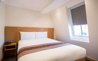 کامفورت این هاید پارک