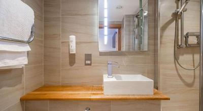 کامفورت این هاید پارک