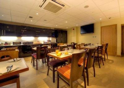 کامفورت این هاید پارک