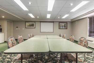 کمفرت این اند سویتز