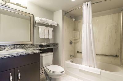 کمفرت این اند سویتز