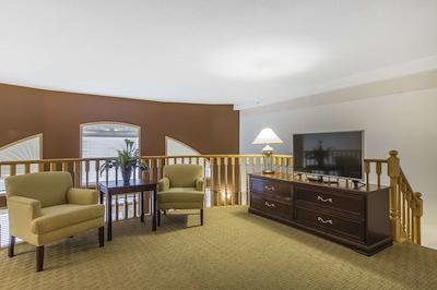 کمفرت این اند سویتز