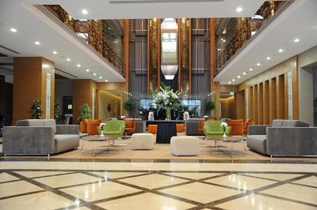 هالیدی این اکسپرس استانبول-التونیزاد