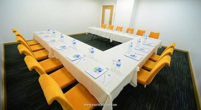 هالیدی این اکسپرس استانبول-التونیزاد