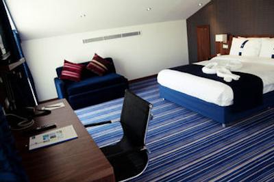 هالیدی این اکسپرس استانبول-التونیزاد