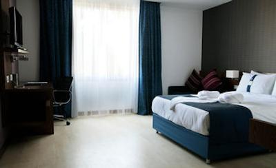 هالیدی این اکسپرس استانبول-التونیزاد