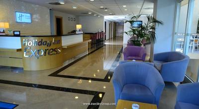 هالیدی این اکسپرس استانبول-التونیزاد