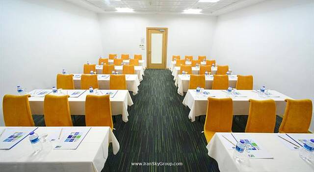 هالیدی این اکسپرس استانبول-التونیزاد
