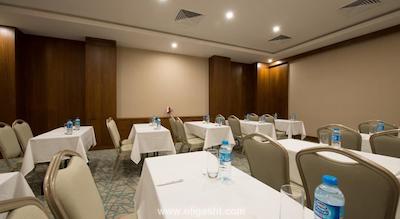 هالیدی این اکسپرس استانبول-التونیزاد