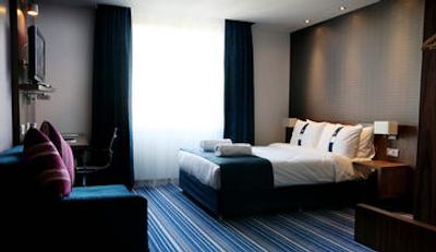 هالیدی این اکسپرس استانبول-التونیزاد