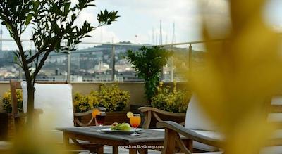 هالیدی این اکسپرس استانبول-التونیزاد