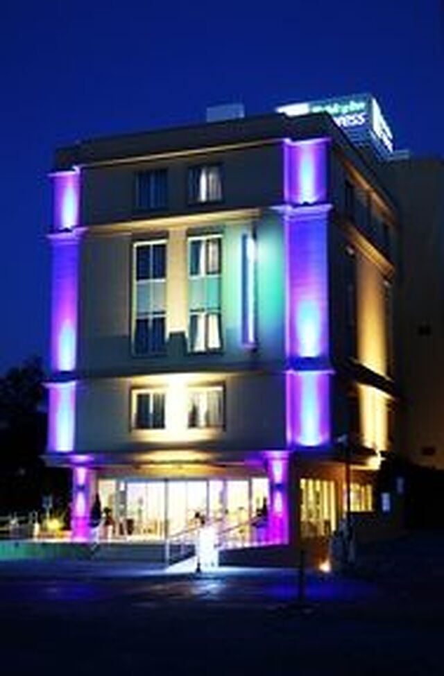 هالیدی این اکسپرس استانبول-التونیزاد