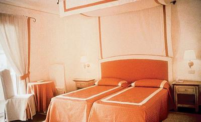 کلنا پارک هتل پرتو سروو