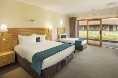 کمفرت این ا جولی-انا