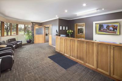 کمفرت این ا جولی-انا