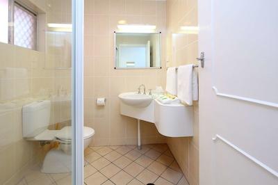 بست وسترن د هنری پارکز تنترفیلد