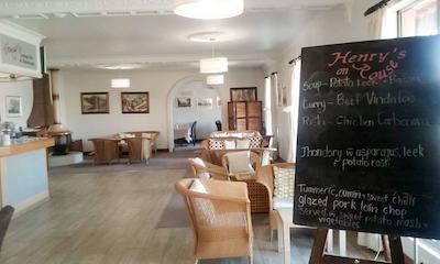 بست وسترن د هنری پارکز تنترفیلد