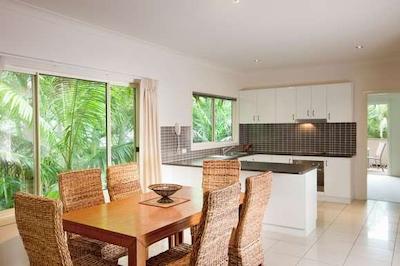 بریکفری اانوکا بیچ ریزرت