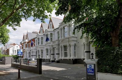 بست وسترن چیسویک پالاس اند سویتز