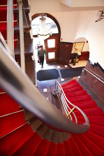 بست وسترن هتل براز