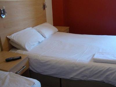 سیتی این اکسپرز هتل