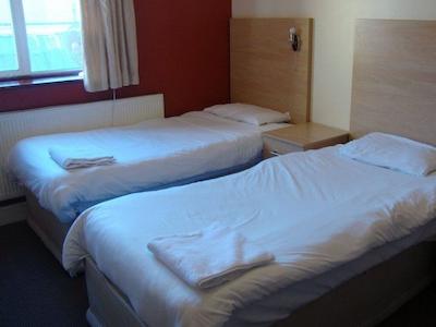 سیتی این اکسپرز هتل