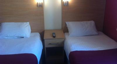 سیتی این اکسپرز هتل