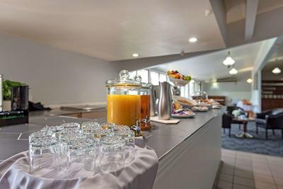 تووومبا متل اند اونتز سنتر