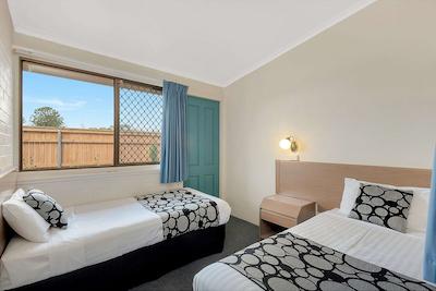 تووومبا متل اند اونتز سنتر