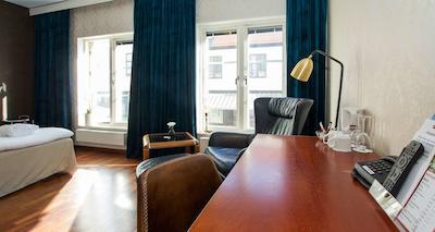 بست وسترن پلاس واسترویکز استادشتل