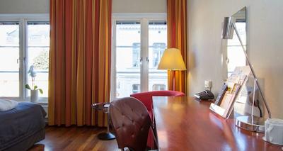 بست وسترن پلاس واسترویکز استادشتل