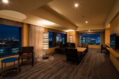 کاپیتل تکیو