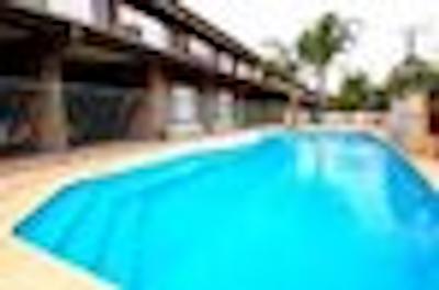 مارین متل اند اپارتمنتز