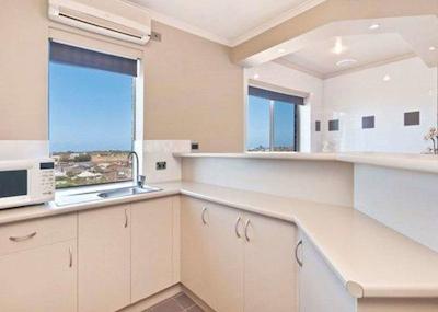 کمفرت این اُن راگلان