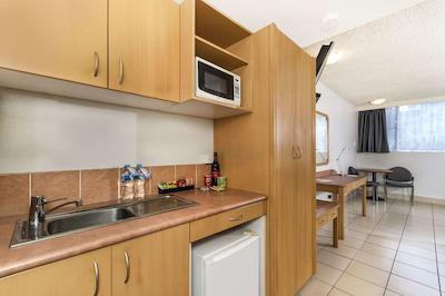 کمفرت این ربرت تونز