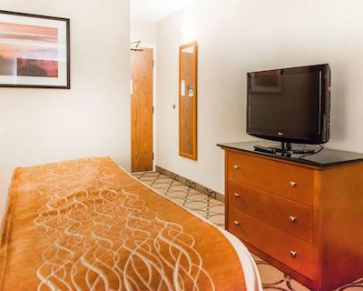 کمفرت این ادموندستون