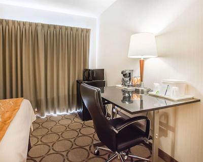 کمفرت این ادموندستون