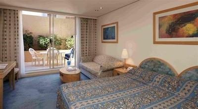 کوگی ساندز هتل اند اپارتمنتز