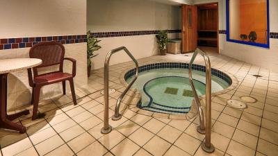 بست وسترن پیس ارچ این