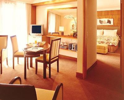 گئورج و آلتو د پینهیرز