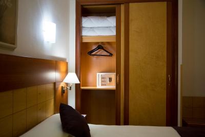 هتل کردبا سنترو