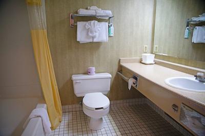 کاناداز بست والو این ولاند نیاگارا فالز