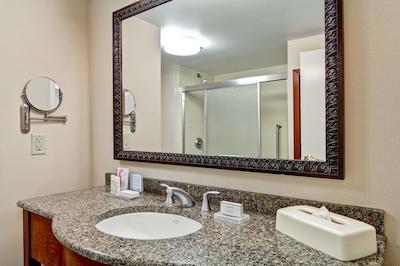 هامپتون این اند سویتز بای هیلتون گولف