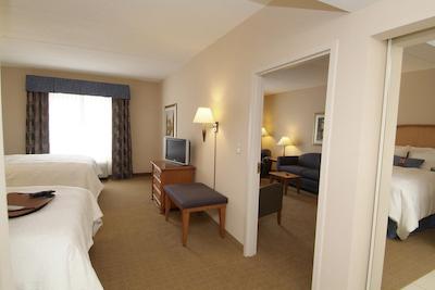 هامپتون این اند سویتز بای هیلتون گولف