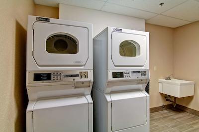 هامپتون این اند سویتز بای هیلتون گولف