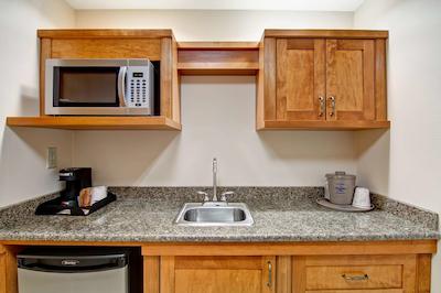 هامپتون این اند سویتز بای هیلتون گولف