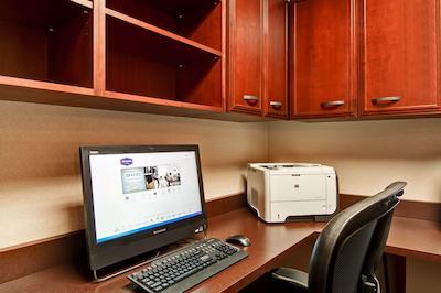 هامپتون این اند سویتز بای هیلتون گولف