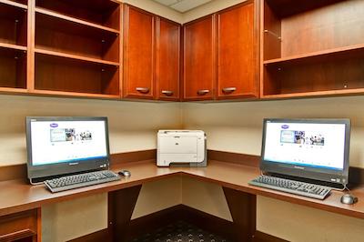 هامپتون این اند سویتز بای هیلتون گولف