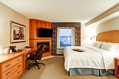 هامپتون این اند سویتز بای هیلتون گولف