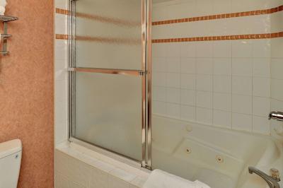 اکنو لج اسود